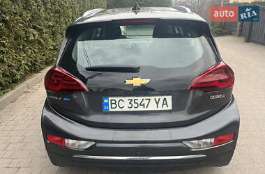Хэтчбек Chevrolet Bolt EV 2018 в 