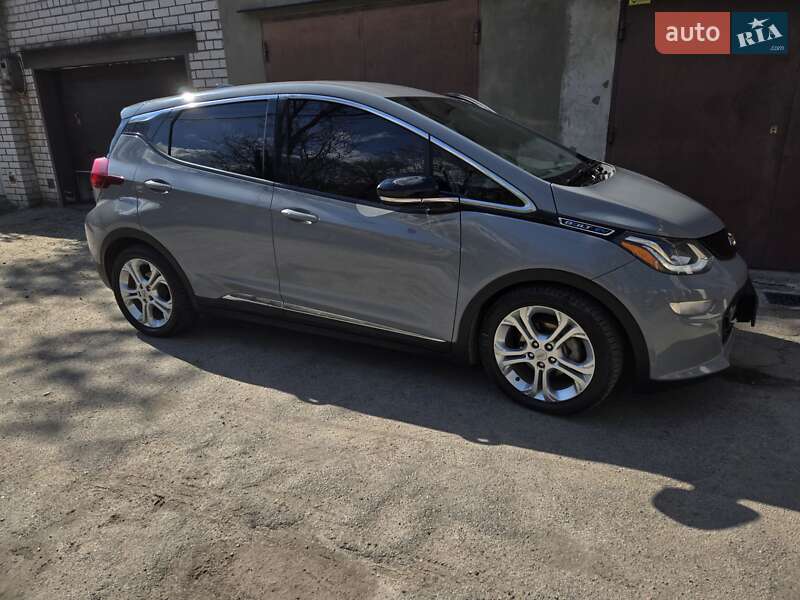 Хэтчбек Chevrolet Bolt EV 2018 в Днепре