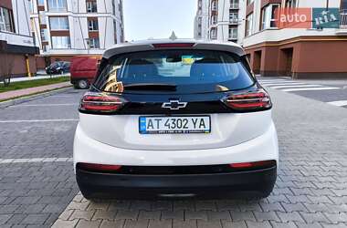 Хэтчбек Chevrolet Bolt EV 2023 в 