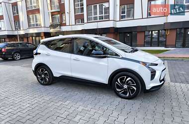 Хэтчбек Chevrolet Bolt EV 2023 в 