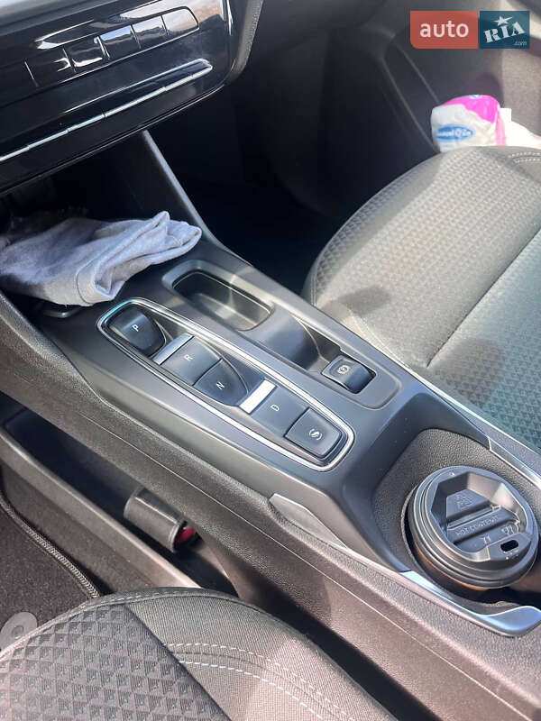 Хэтчбек Chevrolet Bolt EV 2023 в Киеве