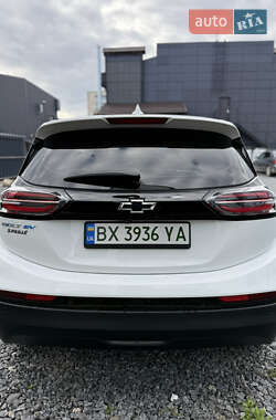 Хэтчбек Chevrolet Bolt EV 2023 в 