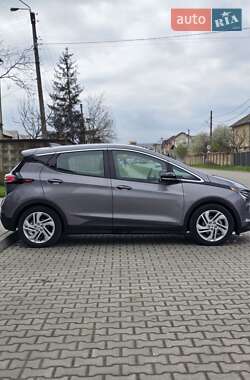 Хэтчбек Chevrolet Bolt EV 2023 в 
