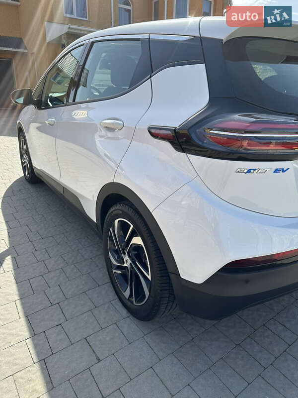 Хетчбек Chevrolet Bolt EV 2023 в Тернополі