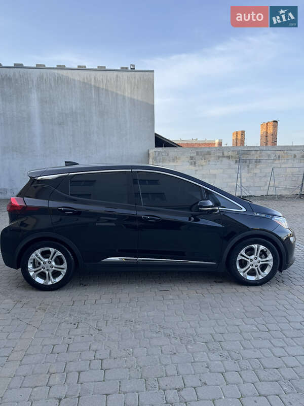 Хэтчбек Chevrolet Bolt EV 2017 в Ивано-Франковске