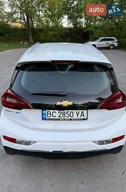 Хэтчбек Chevrolet Bolt EV 2020 в 