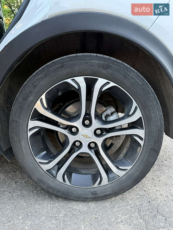 Хэтчбек Chevrolet Bolt EV 2020 в Львове