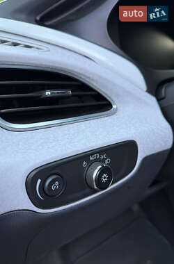 Хетчбек Chevrolet Bolt EV 2020 в Львові