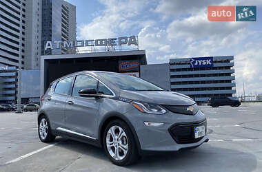 Хэтчбек Chevrolet Bolt EV 2020 в 