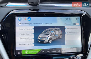 Хэтчбек Chevrolet Bolt EV 2020 в 