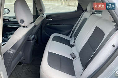 Хэтчбек Chevrolet Bolt EV 2020 в 