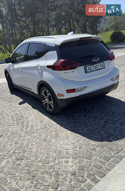 Хэтчбек Chevrolet Bolt EV 2019 в 