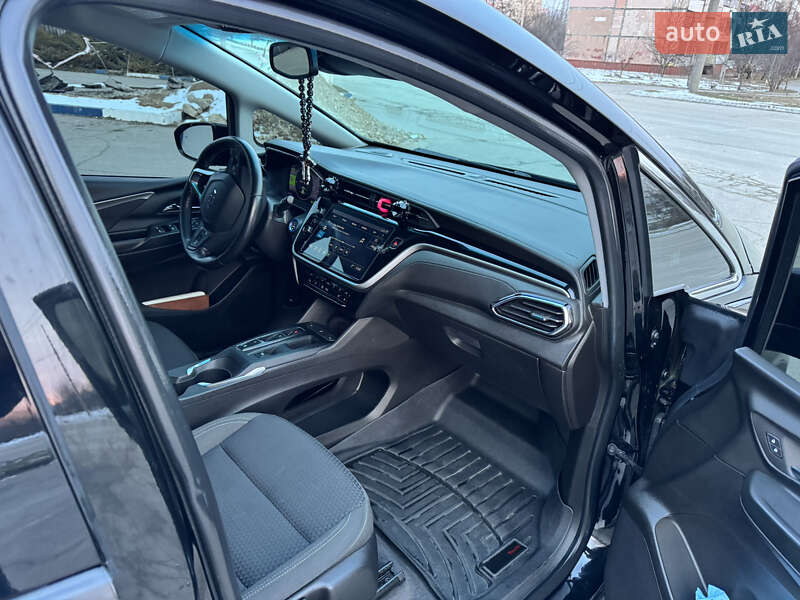 Хэтчбек Chevrolet Bolt EV 2021 в Запорожье фото 9 Хэтчбек Chevrolet Bolt EV 2021 в Запорожье