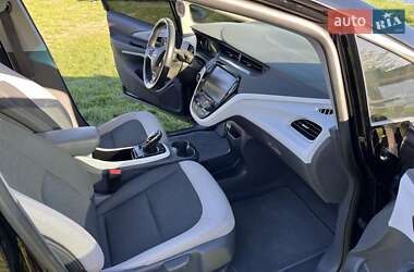 Хэтчбек Chevrolet Bolt EV 2020 в 