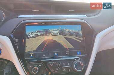 Хетчбек Chevrolet Bolt EV 2021 в 