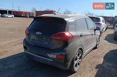 Хетчбек Chevrolet Bolt EV 2021 в 