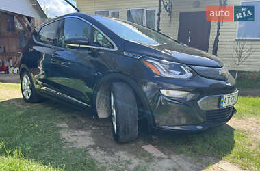 Хэтчбек Chevrolet Bolt EV 2017 в 