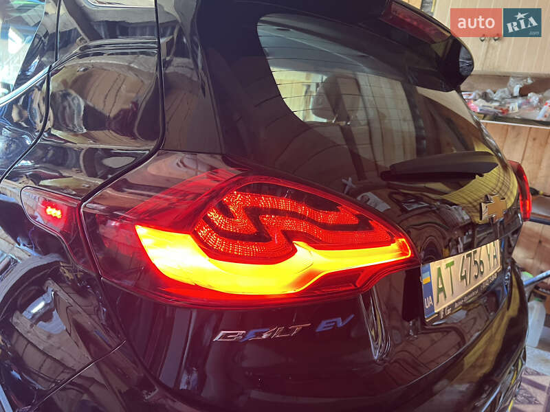 Хетчбек Chevrolet Bolt EV 2017 в Богородчанах