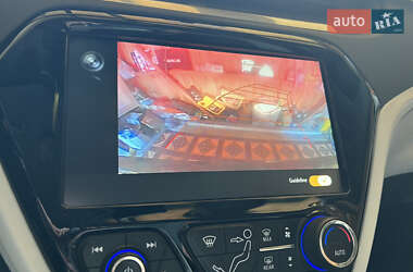 Хетчбек Chevrolet Bolt EV 2017 в Богородчанах