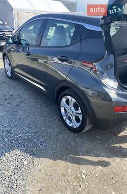 Хетчбек Chevrolet Bolt EV 2020 в 