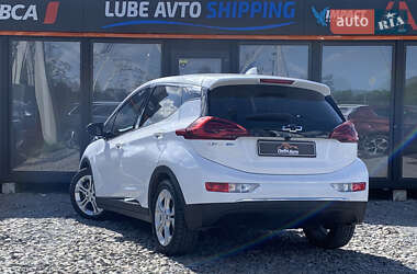 Хэтчбек Chevrolet Bolt EV 2020 в 