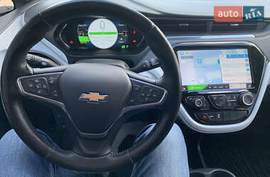 Хэтчбек Chevrolet Bolt EV 2020 в 