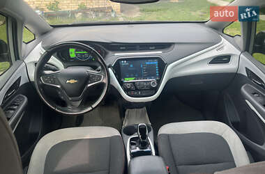 Хэтчбек Chevrolet Bolt EV 2020 в 