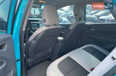 Хетчбек Chevrolet Bolt EV 2020 в 