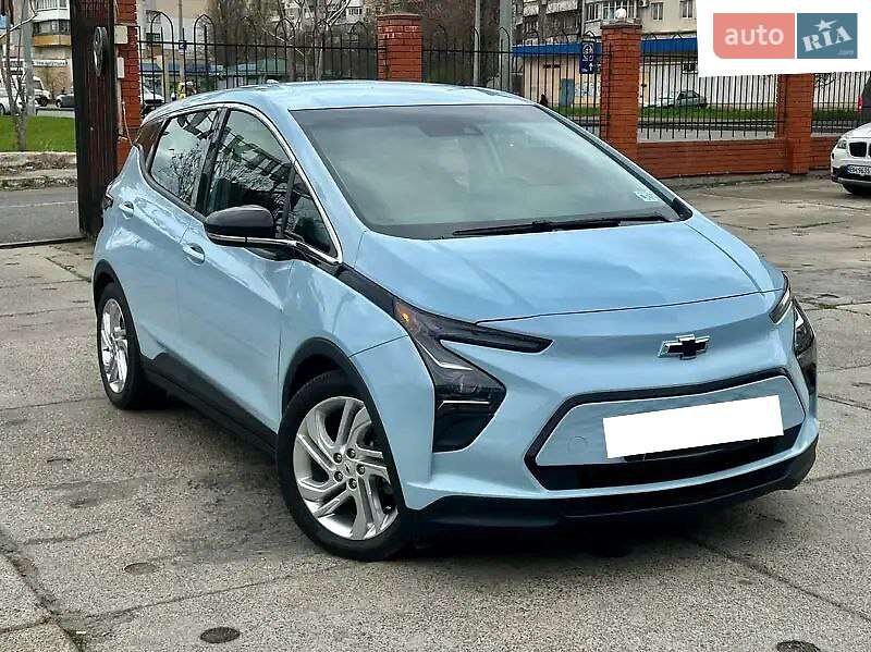 Хетчбек Chevrolet Bolt EV 2022 в 