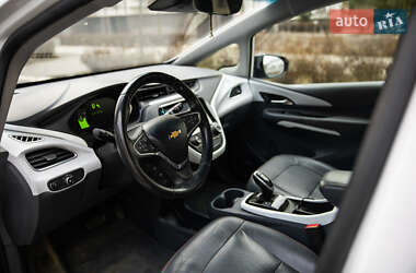 Хэтчбек Chevrolet Bolt EV 2021 в 
