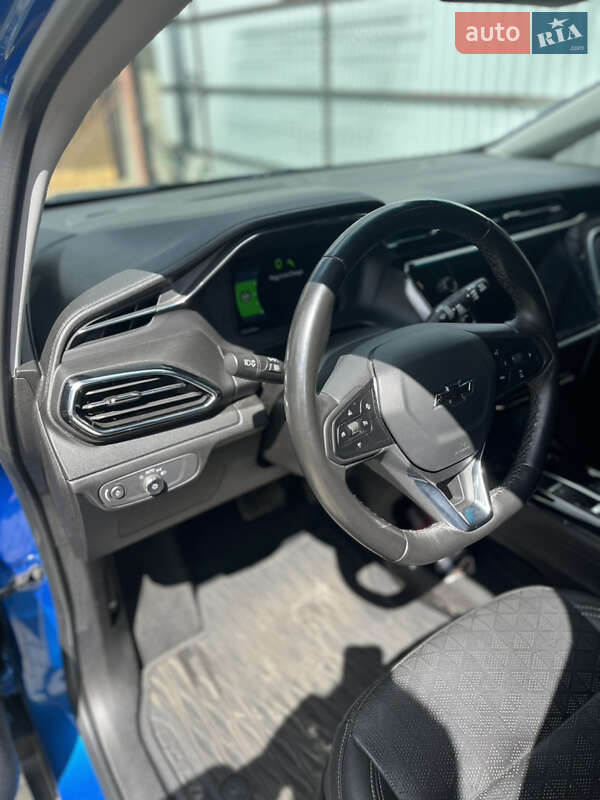 Хэтчбек Chevrolet Bolt EV 2023 в Чернигове фото 15 Хэтчбек Chevrolet Bolt EV 2023 в Чернигове