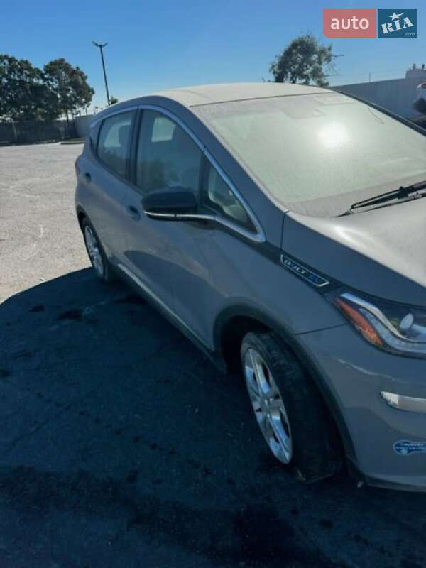 Хэтчбек Chevrolet Bolt EV 2020 в Дрогобыче