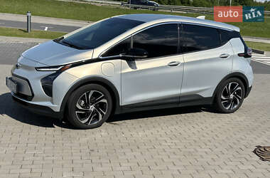 Хэтчбек Chevrolet Bolt EV 2023 в 