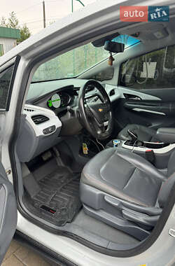 Хетчбек Chevrolet Bolt EV 2017 в 
