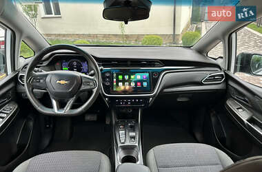 Хэтчбек Chevrolet Bolt EV 2023 в 