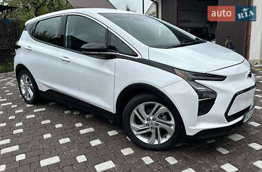 Хэтчбек Chevrolet Bolt EV 2023 в 