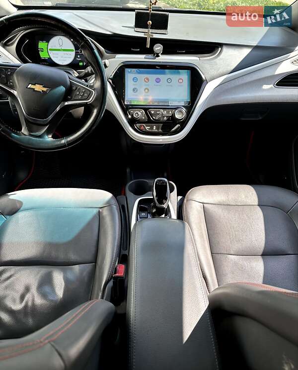 Хетчбек Chevrolet Bolt EV 2017 в Івано-Франківську