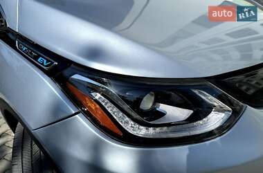 Хэтчбек Chevrolet Bolt EV 2017 в 