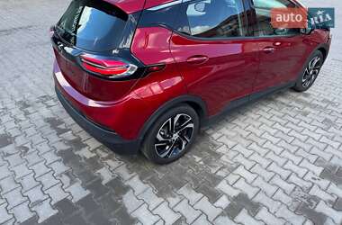 Хэтчбек Chevrolet Bolt EV 2023 в 