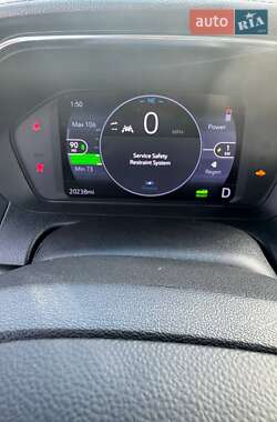 Хэтчбек Chevrolet Bolt EV 2023 в 