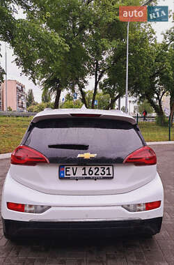 Хетчбек Chevrolet Bolt EV 2018 в 