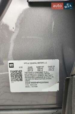 Хэтчбек Chevrolet Bolt EV 2022 в 