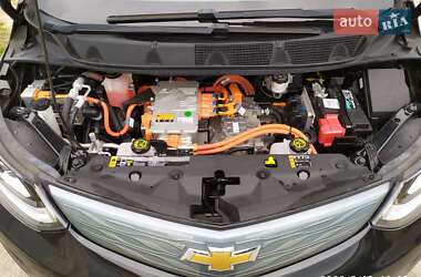 Хетчбек Chevrolet Bolt EV 2018 в 