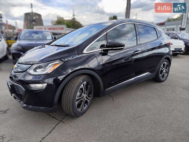 Хэтчбек Chevrolet Bolt EV 2017 в Киеве