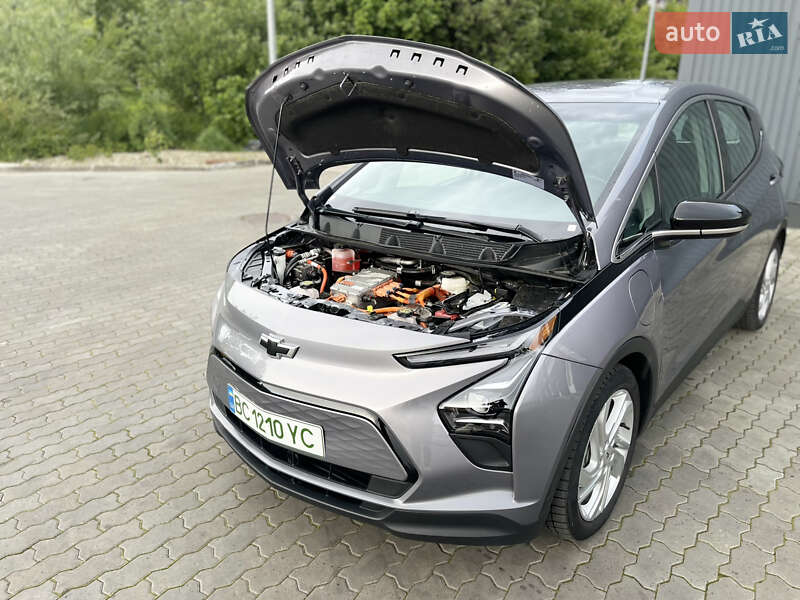 Хэтчбек Chevrolet Bolt EV 2023 в Стрые