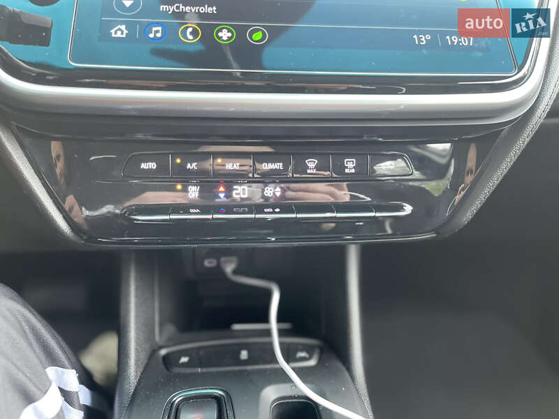 Хэтчбек Chevrolet Bolt EV 2023 в Стрые