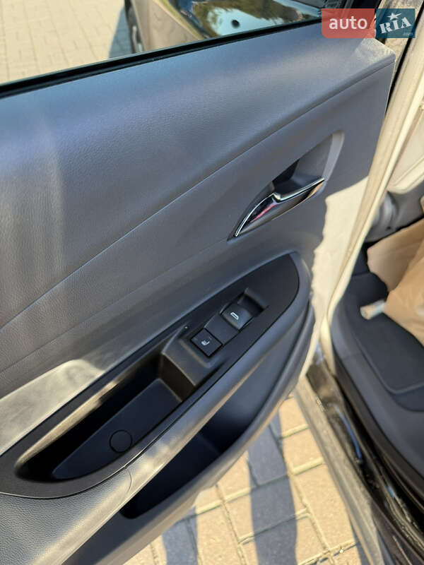 Хэтчбек Chevrolet Bolt EV 2019 в Львове