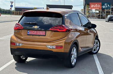 Хэтчбек Chevrolet Bolt EV 2017 в 
