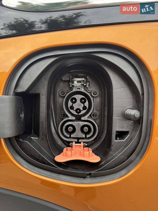Хэтчбек Chevrolet Bolt EV 2017 в Киеве