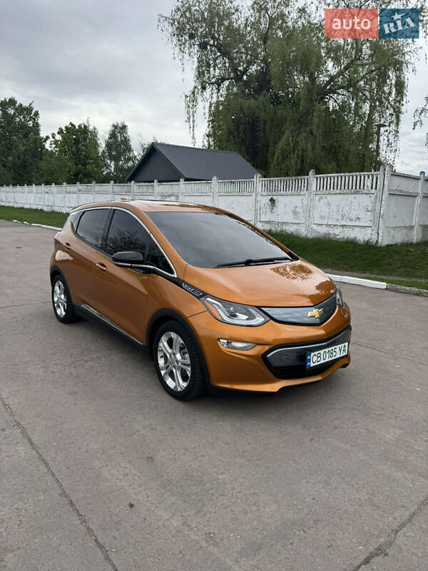 Хэтчбек Chevrolet Bolt EV 2017 в Киеве